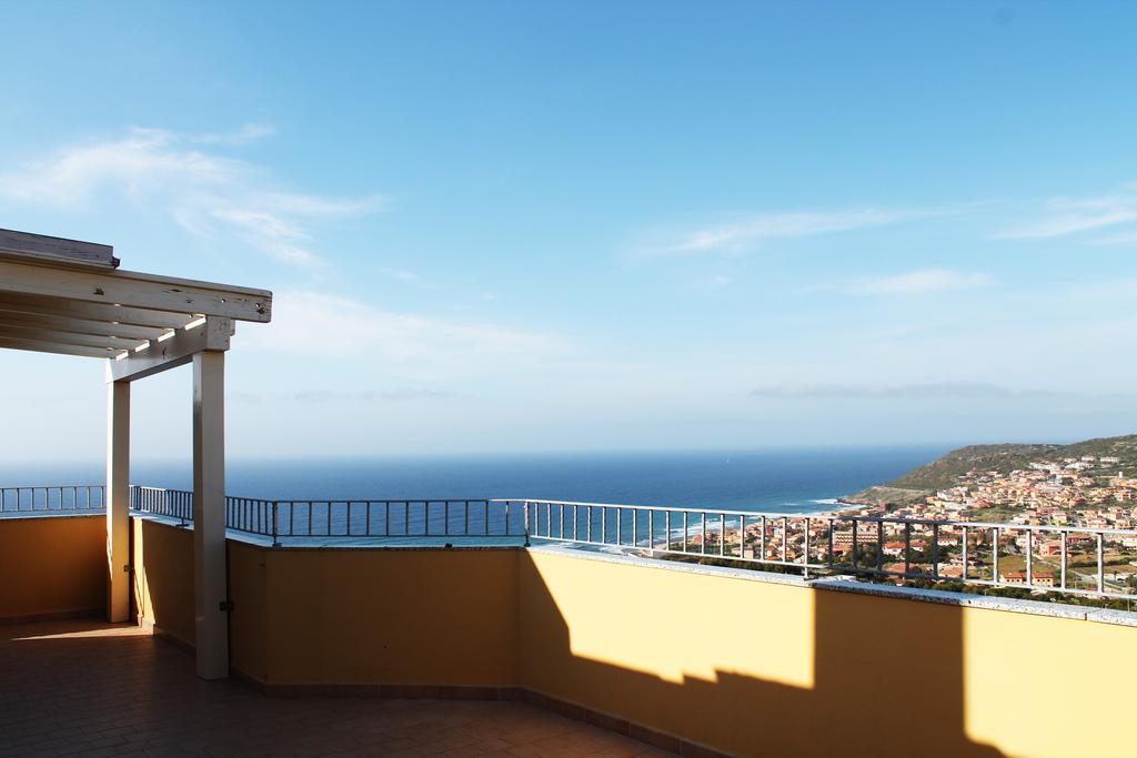 B&B L'Alba Nel Golfo Castelsardo Εξωτερικό φωτογραφία
