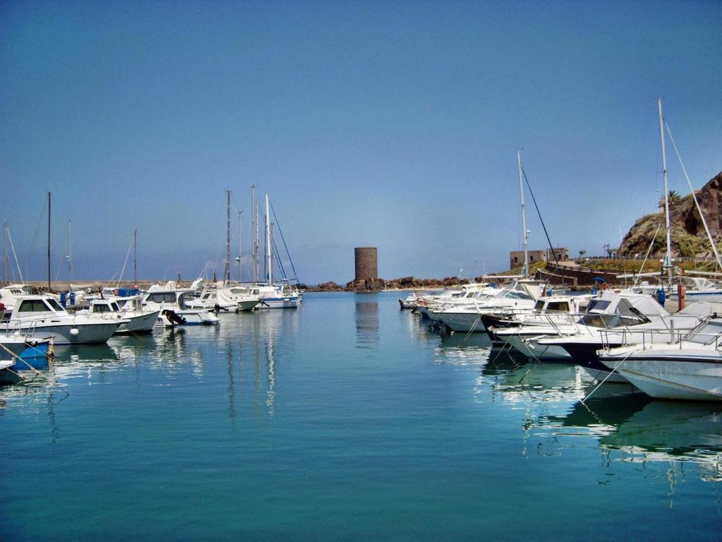 B&B L'Alba Nel Golfo Castelsardo Εξωτερικό φωτογραφία